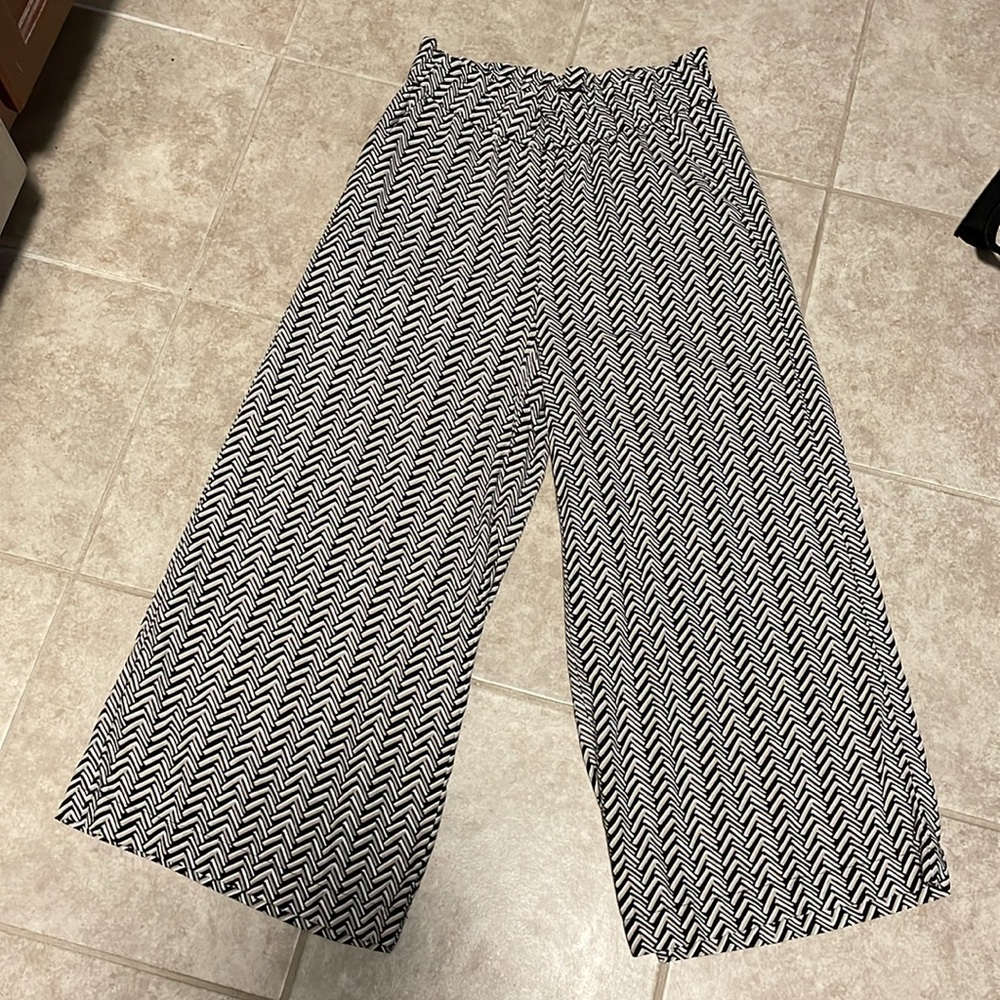 LOFT Petite Chevron Patterned linen wide legged pants